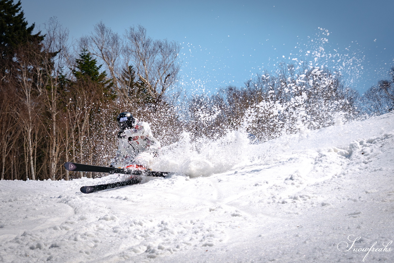キロロリゾート｜ポカポカ陽気で絶好の春スキー日和♪こんな日は、みんなで思いっきり春雪を満喫しましょう！